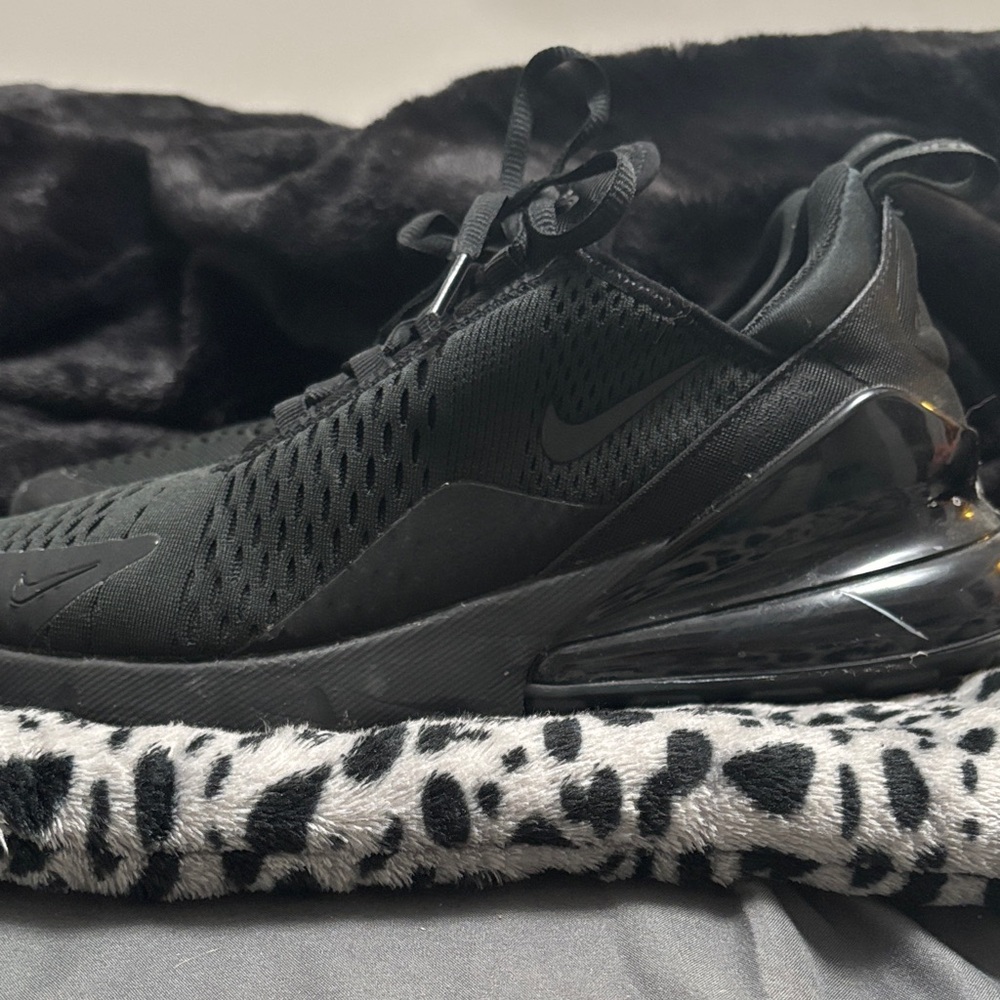Nike Air Max 270 Triple Black Sneakers